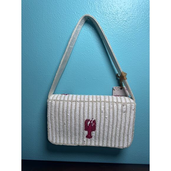 VIRAL TIKTOK HTF HANDCRAFTED IN INDIA BEADED LOBSTER BAG “BEAUTIFUL” - Picture 7 of 11